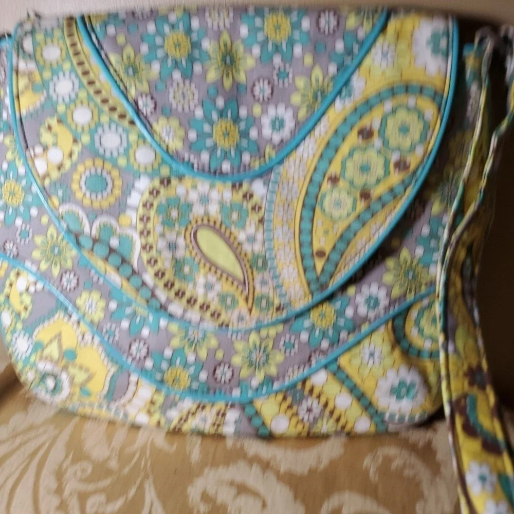 Vera Bradley Medium Crossbody Bag‎ Women Blue Yellow Sun Valley Paisley Floral